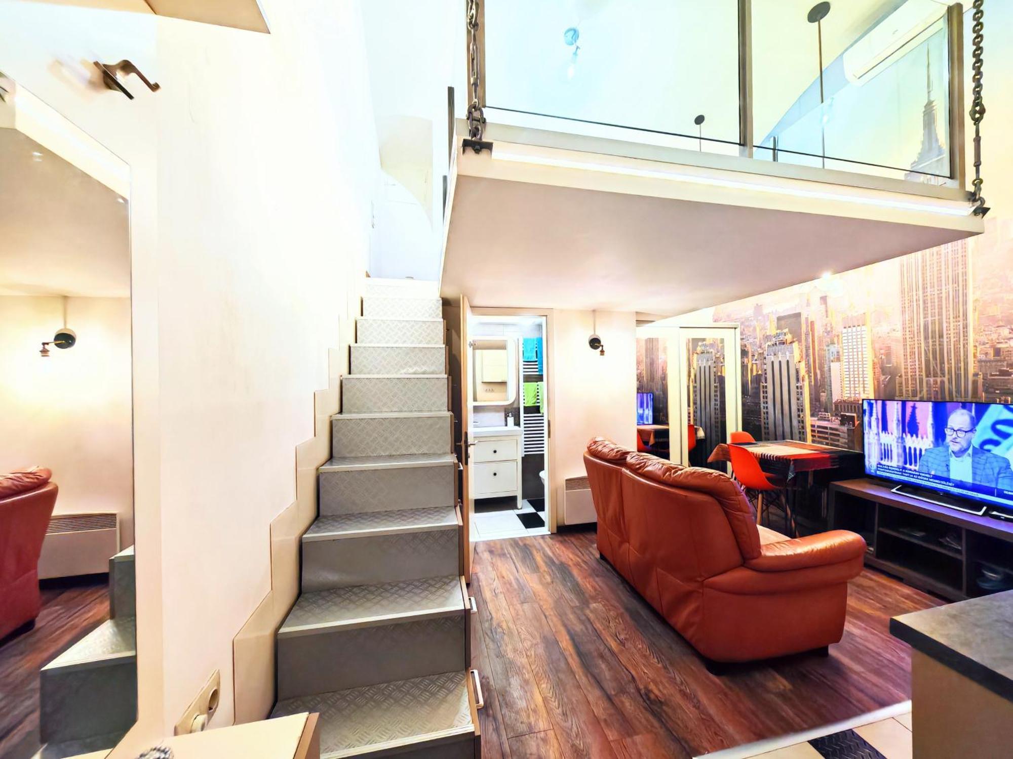 Downtown Studio Next To The Basilica, Budapest